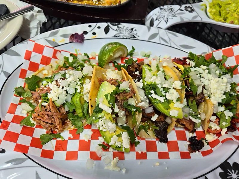 El pueblito de Frida food